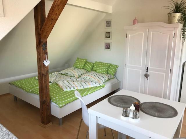 Liebevoll Eingerichtete Ferienwohnung Im Dg Zwenkau Zewnętrze zdjęcie